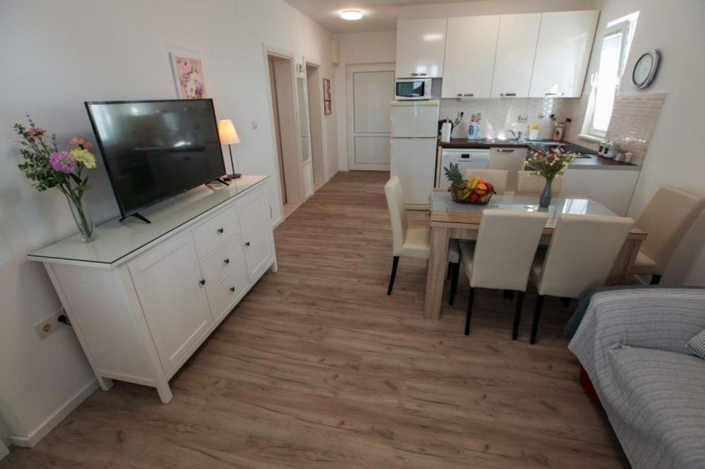 Apartments Luka روغوزنيكا المظهر الخارجي الصورة