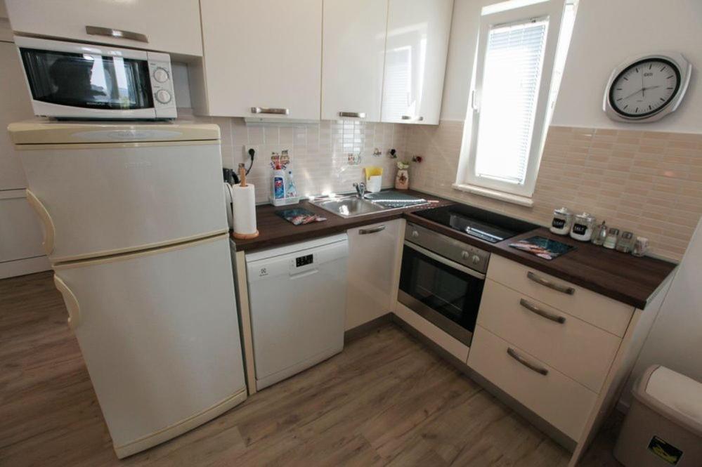 Apartments Luka روغوزنيكا المظهر الخارجي الصورة