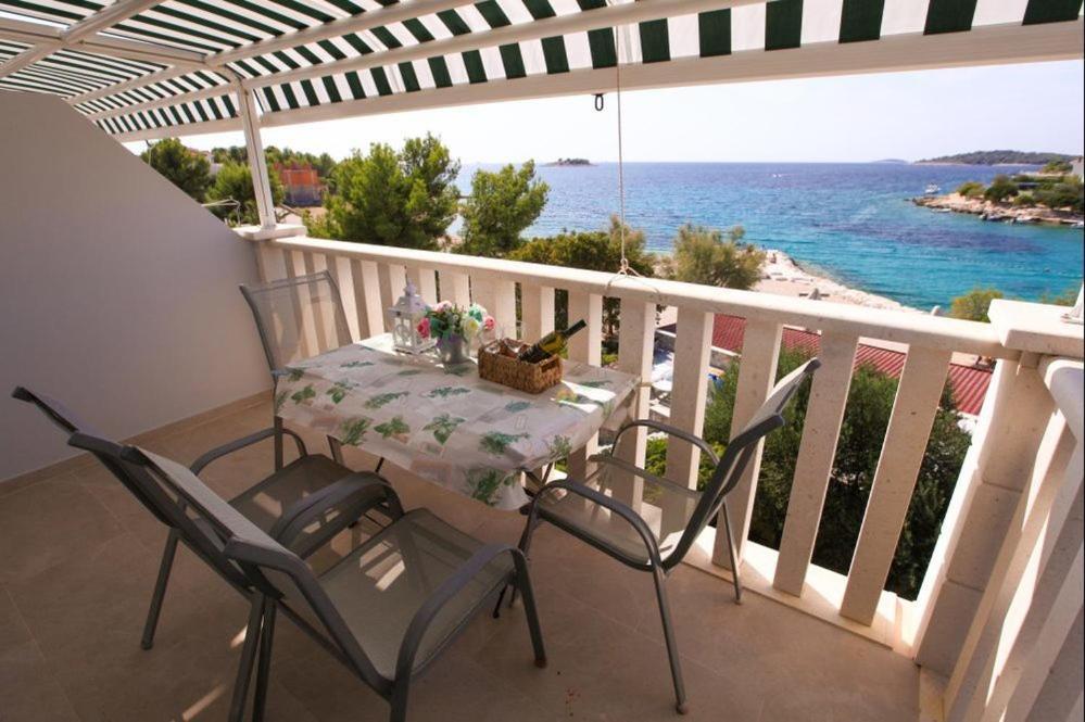 Apartments Luka روغوزنيكا المظهر الخارجي الصورة