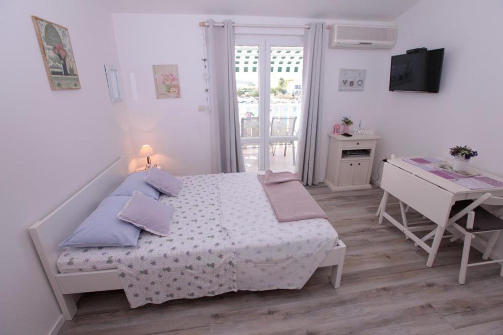 Apartments Luka روغوزنيكا المظهر الخارجي الصورة