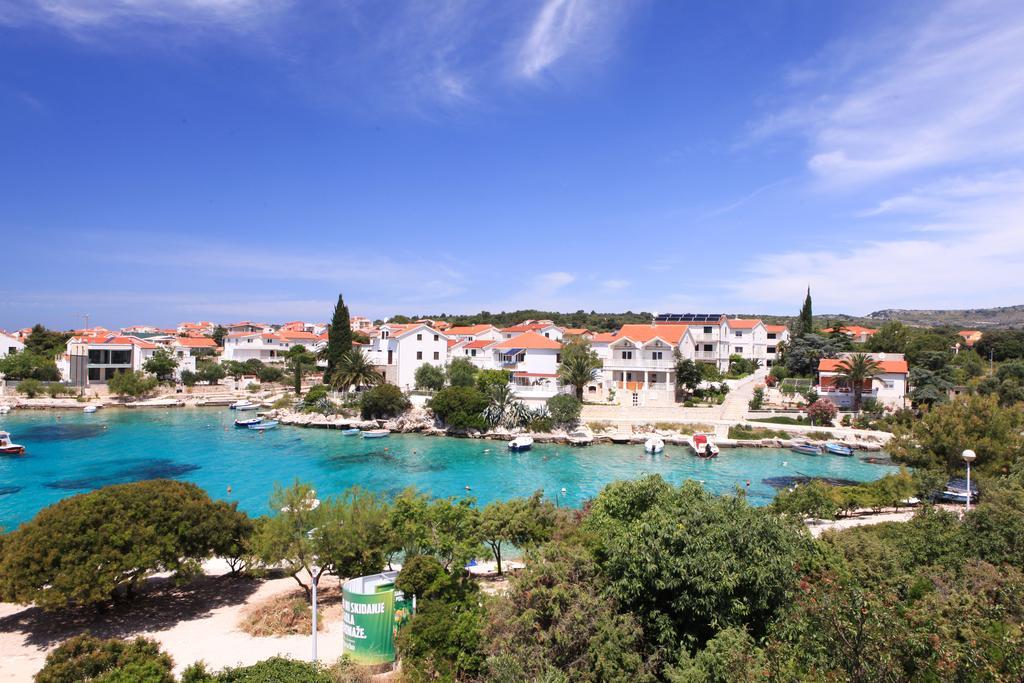 Apartments Luka روغوزنيكا المظهر الخارجي الصورة